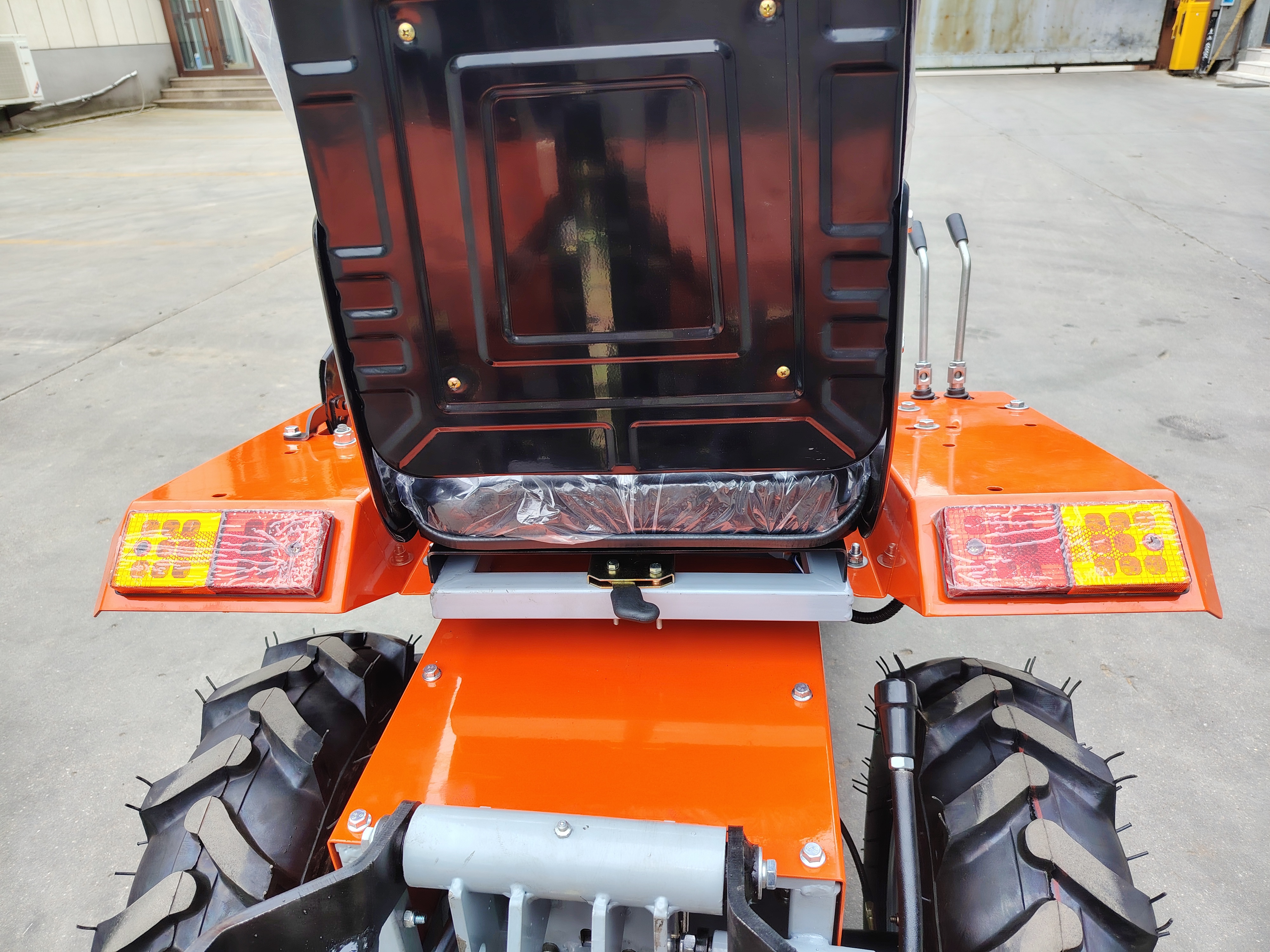Low Maintenance Compact Agricu - Agriculture Farming Work reseña y precio